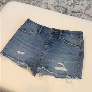Really cute booooootay shorts size 6/28